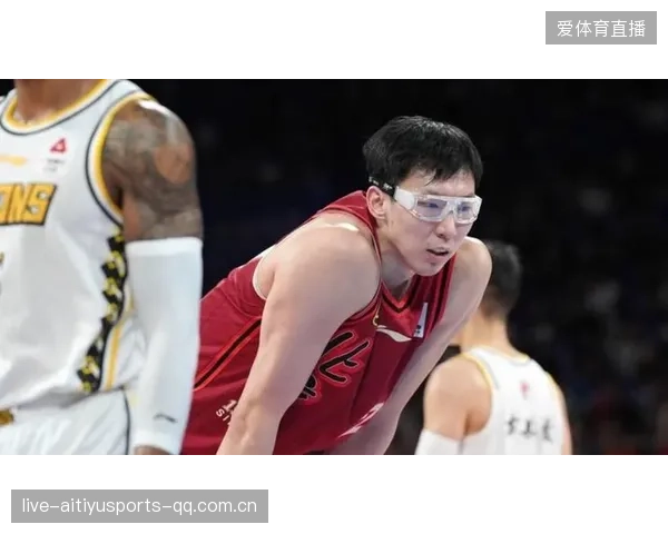 CBA周琦护筐训练力度再次提升，全面进化的“防守之王”